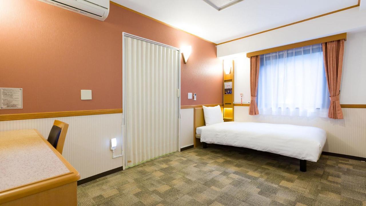 Toyoko Inn Yokohama Sakuragicho Kültér fotó