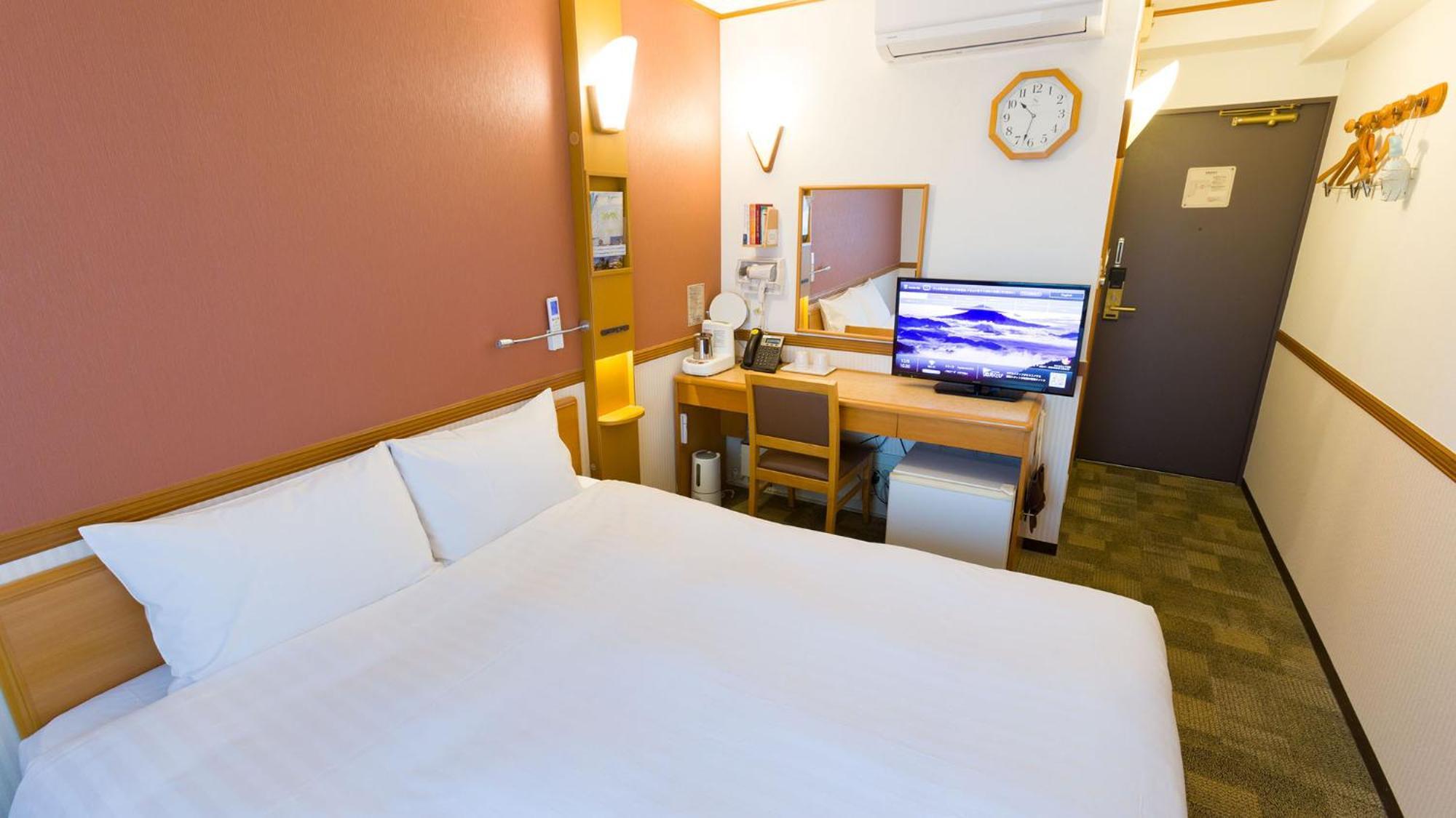 Toyoko Inn Yokohama Sakuragicho Szoba fotó